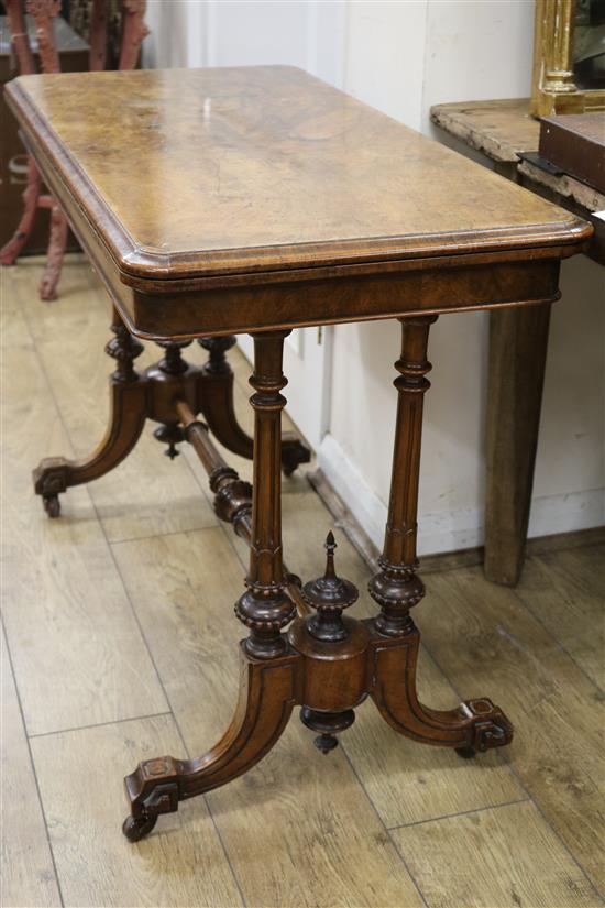 A Victorian walnut rectangular topped card table, W.98cm